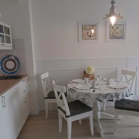 Apartament Przy Plazy 2 Апартаменты *